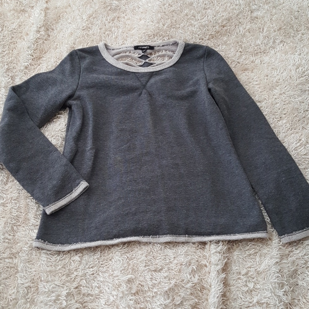 **SOLD**Open Back Sweatshirt - Picture 1 of 3